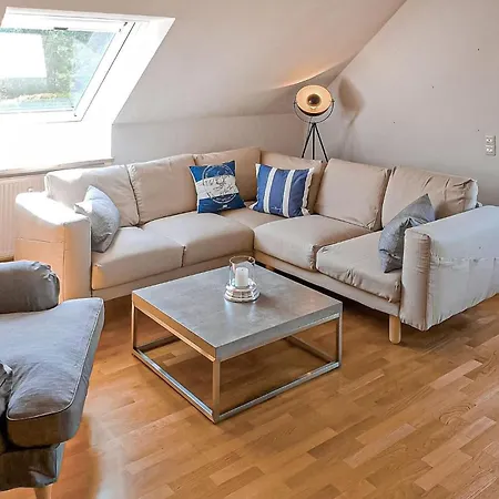 Marina Lindaunis Boren