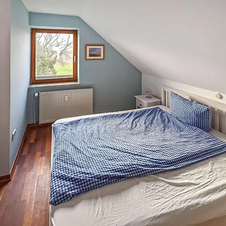 Marina Lindaunis Boren